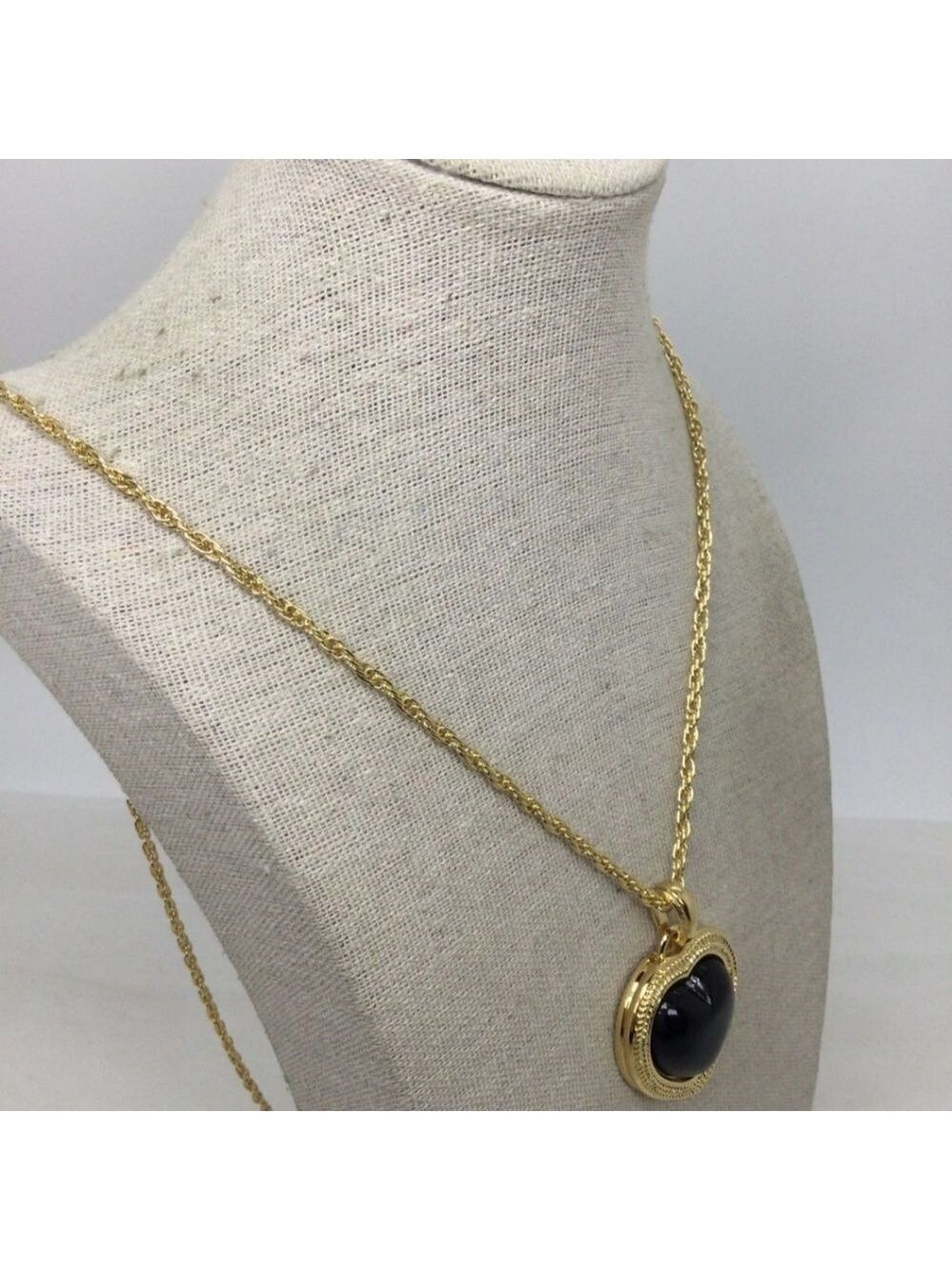 Vintage Ivana Trump Black Jewel Heart Pendant Long Chain Necklace 36" NWOT NIB - Picture 3 of 4
